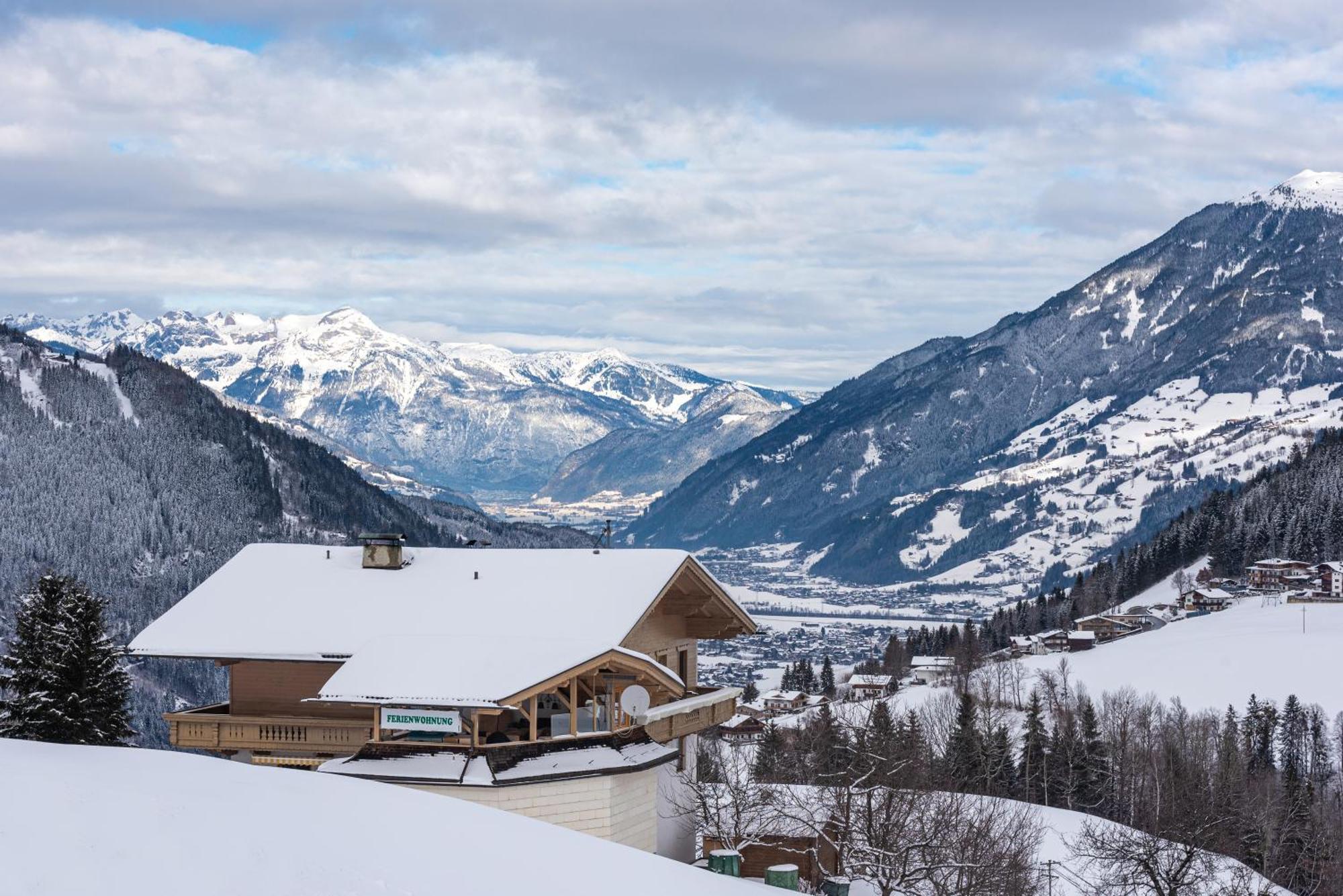 היינצנברג Ferienwohnung Ausblick Zillertal מראה חיצוני תמונה